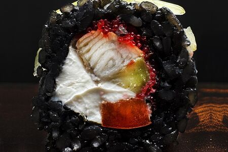 Black Миндальный угорь