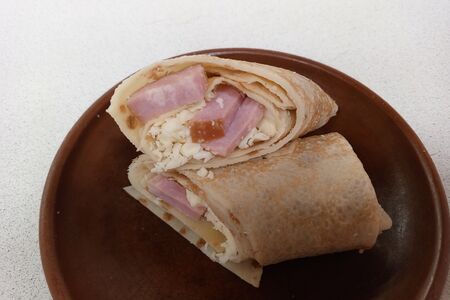 Блины с ветчиной и сыром 