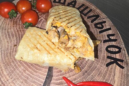 Шашлычок в лаваше из курицы