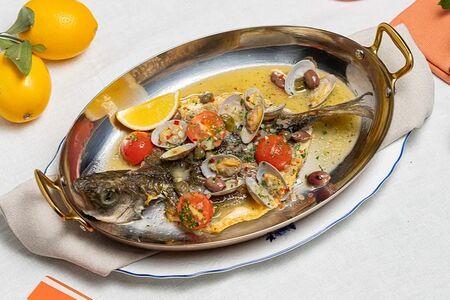 Сибас с вонголе