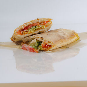 Сэндвич Капрезе из печи