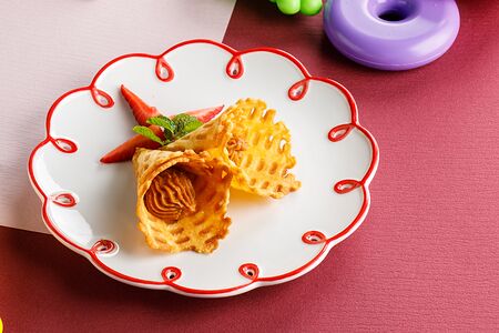 Детские вафельные трубочки