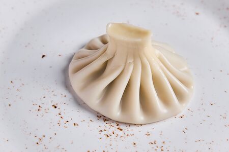 Хинкали Кхатами с курицей и копченым сулугуни