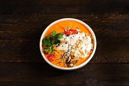 Суп Том Ям с курицей