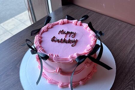 Бенто-торт М с черными бантиками