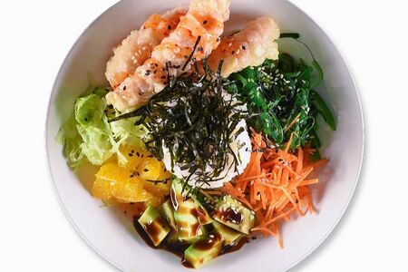 Поке креветка темпура