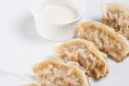 Гёдза с креветкой и свининой на пару