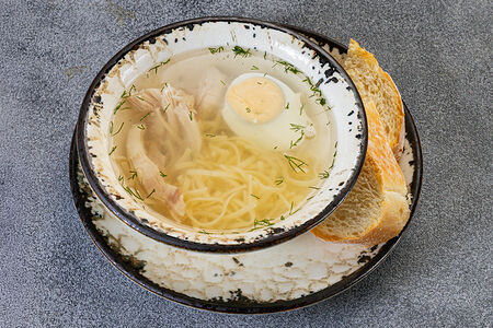 Домашний Куриный бульон