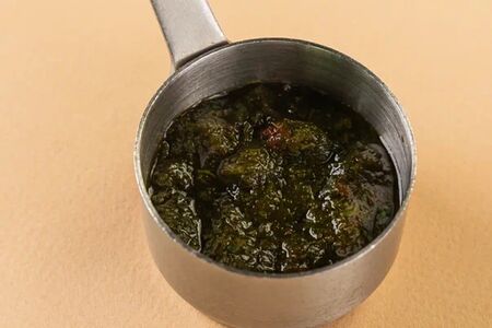 Аджика зеленая