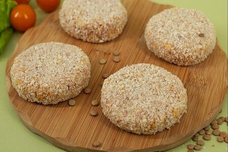 Котлеты куриные с чечевицей