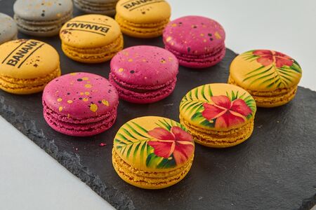 Пирожное Макарон