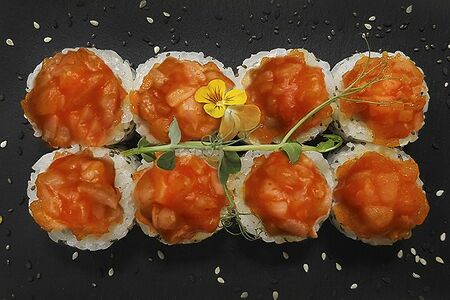 Ролл тартар с морским гребешком