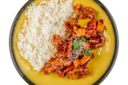 Рис с свининой по-китайски