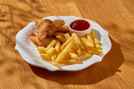 Наггетсы с картофелем фри