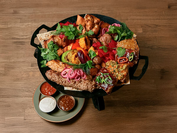 Корова на бочке