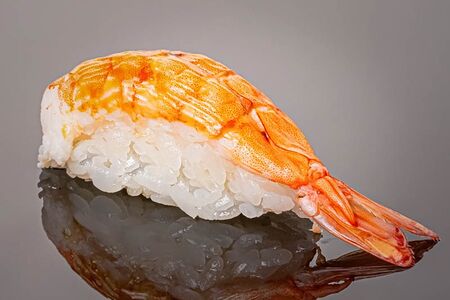 Суши Креветка
