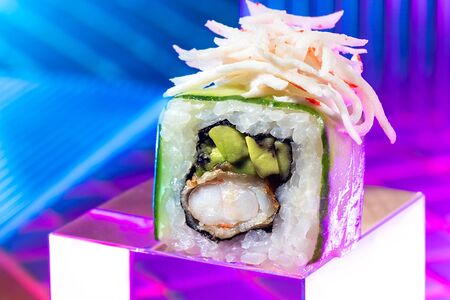 Фирменный ролл Gojira