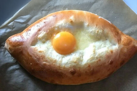 Хачапури по-аджарски