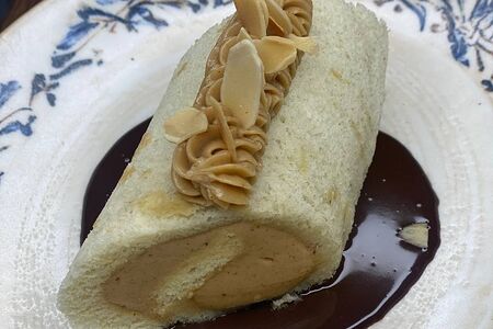 Рулет ореховый