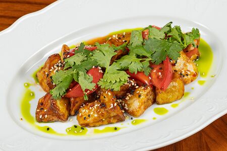 Хрустящие баклажаны с томатами