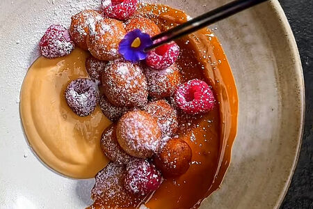 Пончики Малина и Вареная сгущенка