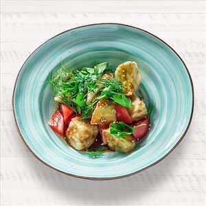 Салат с жареным баклажаном