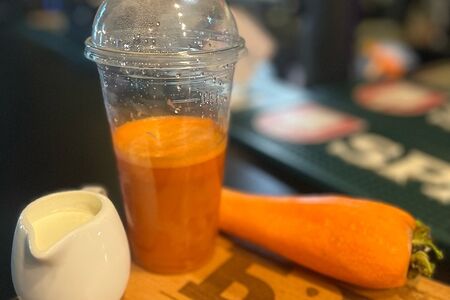 Морковный свежевыжатый сок 300мл