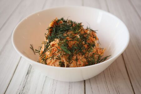 Салат Морковь с чесноком