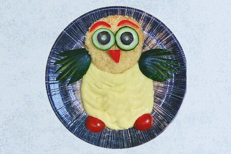 Мясная котлетка Совёнок с картофельным пюре