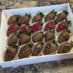 Клубника в шоколаде uu