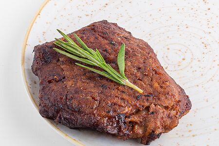 Шея свиная гриль в маринаде по-сибирски