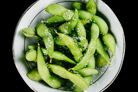 Бобы эдамаме с морской солью