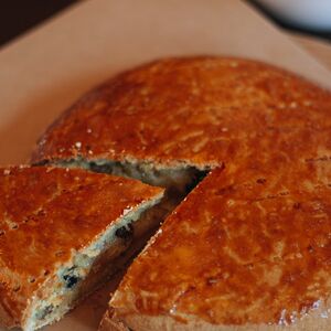 Տնական գաթա մածունով