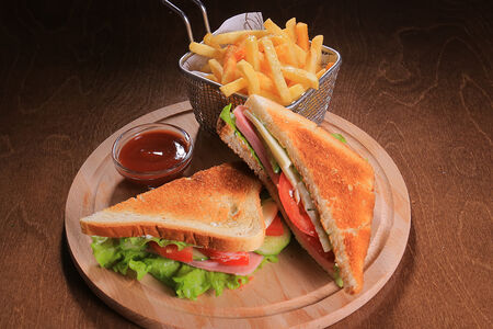 Комбо набор №2 Сандвич и фри