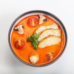 Том ям с курицей