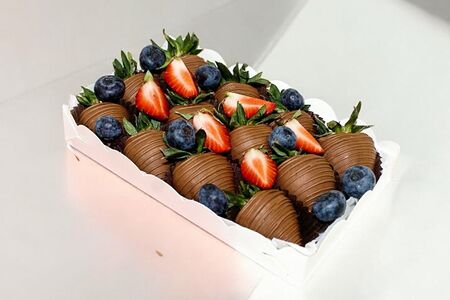 Набор Молочный Soft клубники в шоколаде XS