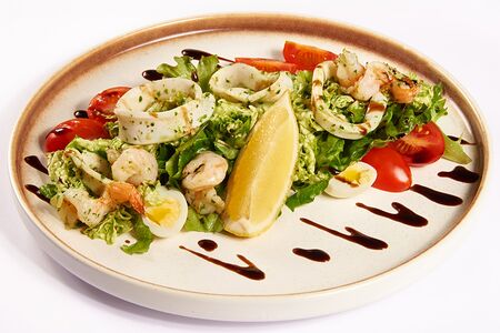 Салат с морепродуктами