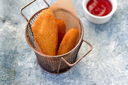 Куриные стрипсы