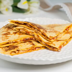 Кесадилья с курицей 