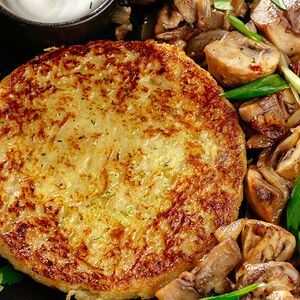 Ленивый колдун с мясом под сырной корочкой