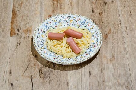 Лингвини с сосиской 