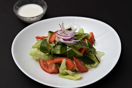 Салат овощной 