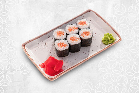 Мини-ролл с лососем