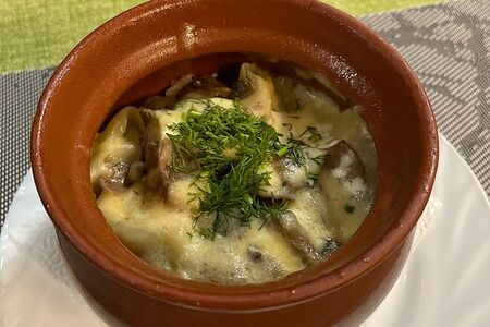 Запеченные мясные пельмени 