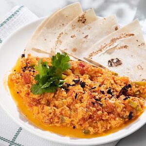 Լոլիկով ձվածեղ