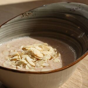 Рисовая каша с грушей и яблоком