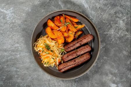 Колбаски из говядины