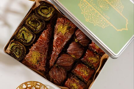 Подарочный набор с пахлавой Дубайский