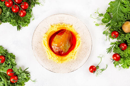 Перец с мясом и картофельным пюре