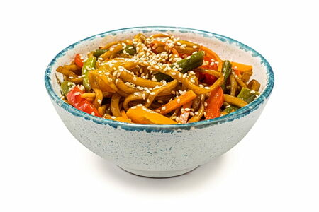 Удон с овощами в соусе терияки